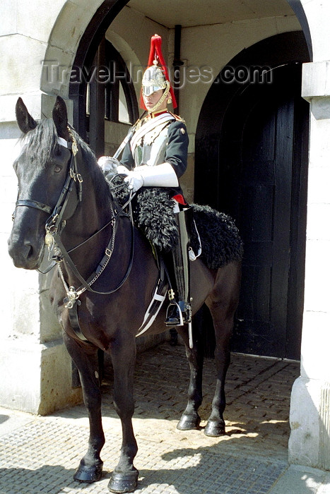 england253: London: mounted guard - Horse Guards - Whitehall - Westminster (photo by M.Bergsma) - (c) Travel-Images.com - Stock Photography agency - Image Bank