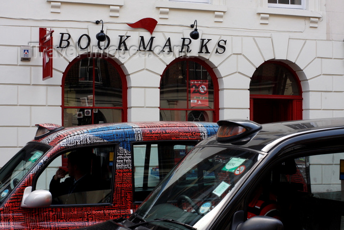 england261: London, England: Bookmarks Bookshop, Taxis, Bloomsbury - photo by A.Bartel - (c) Travel-Images.com - Stock Photography agency - Image Bank