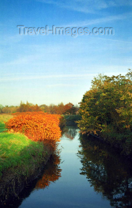 england348: Warrington, Cheshire, England, UK: Sankey Valley Park and Sankey Brook - photo by D.Jackson - (c) Travel-Images.com - Stock Photography agency - Image Bank