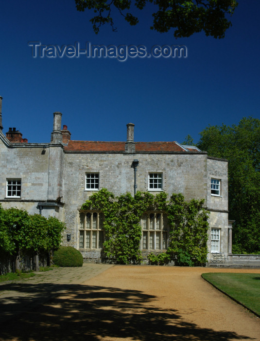 england352: Romsey, Hampshire, South East England, UK: Mottisfont Abbey - south wing - photo by T.Marshall - (c) Travel-Images.com - Stock Photography agency - Image Bank