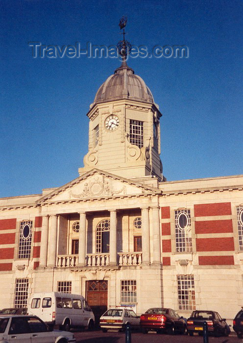 england39: England (UK) - Southampton (Hampshire): harbour building - photo by M.Torres - (c) Travel-Images.com - Stock Photography agency - Image Bank