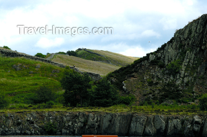 england395: England (UK) - Northumberland - Hadrian's Wall - once marked the northern limes in Britain - photo by C.McEachern - (c) Travel-Images.com - Stock Photography agency - Image Bank