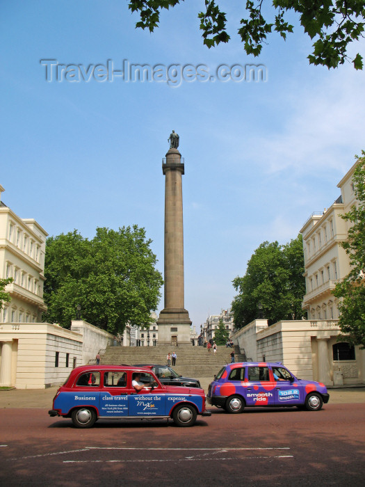 england402: England - London / Londres: taxis and Duke of York Column - Waterloo place - Westminster - photo by  D.Hicks - (c) Travel-Images.com - Stock Photography agency - Image Bank