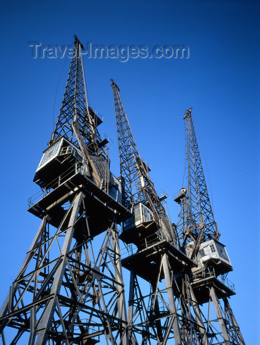 england407: London: cranes, West India Docks - Isle of Dogs - Tower Hamlets - photo by A.Bartel - (c) Travel-Images.com - Stock Photography agency - Image Bank