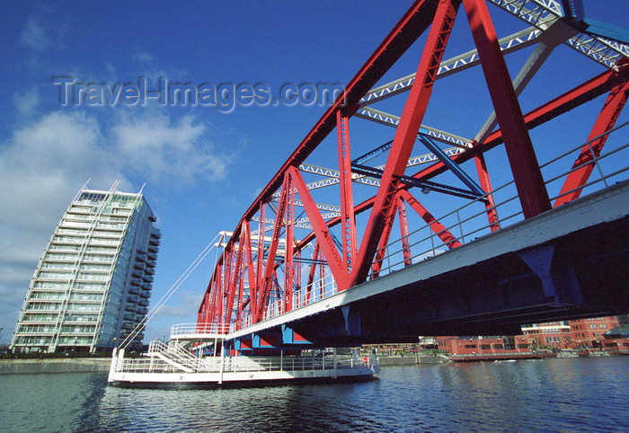 england505: Salford Quays, Salford, England: Detroit Bridge - photo by D.Jackson - (c) Travel-Images.com - Stock Photography agency - Image Bank