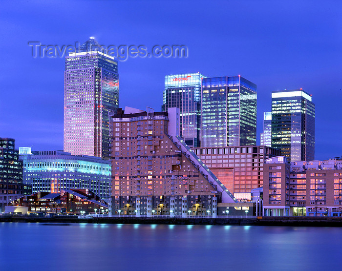 england535: Tower Hamlets, London, England: Cascades tower and One Canada Square tower - Canary Wharf, Docklands - West India Quay, Isle of Dogs - photo by A.Bartel - (c) Travel-Images.com - Stock Photography agency - Image Bank