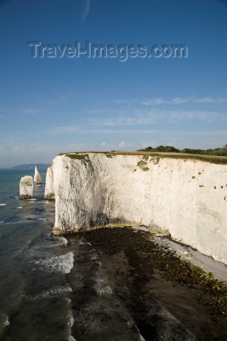 england550: Old Harry Rocks, Jurassic Coast, Dorset, England: named either after the Devil or a famous Poole pirate, Harry Paye - UNESCO World Heritage Site - photo by I.Middleton - (c) Travel-Images.com - Stock Photography agency - Image Bank