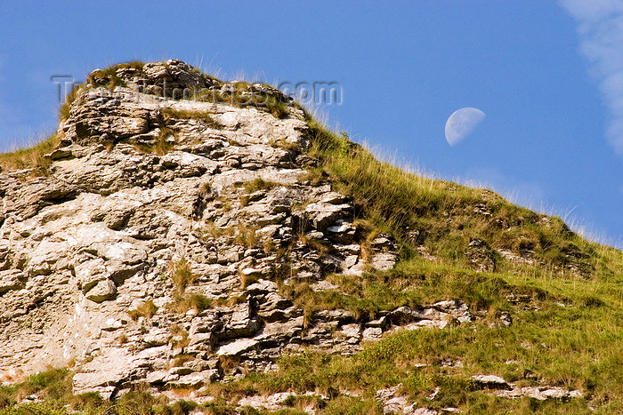 england591: Hope Valley, Peak District, Derbyshire, England: peak and Moon - near Castleton - photo by I.Middleton - (c) Travel-Images.com - Stock Photography agency - Image Bank