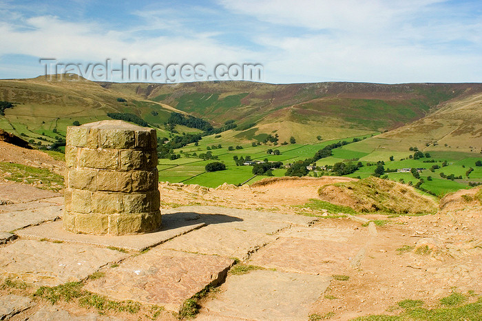 england604: Peak District, Derbyshire, England: marker at Losehill Pike Summit - near Castleton - photo by I.Middleton - (c) Travel-Images.com - Stock Photography agency - Image Bank