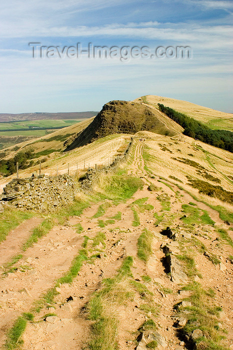 england605: Peak District, Derbyshire, England: path leading to Mam Tor from Losehill - near Castleton - photo by I.Middleton - (c) Travel-Images.com - Stock Photography agency - Image Bank