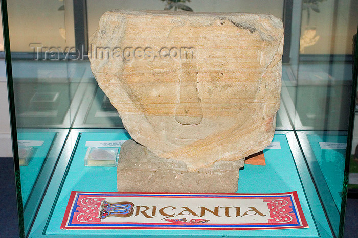 england615: Castleton, Peak District, Derbyshire, England: Celtic Head ath the Heritage centre - found on Mam Tor - photo by I.Middleton - (c) Travel-Images.com - Stock Photography agency - Image Bank