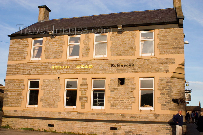 england616: Castleton, Peak District, Derbyshire, England: Bulls Head pub - photo by I.Middleton - (c) Travel-Images.com - Stock Photography agency - Image Bank