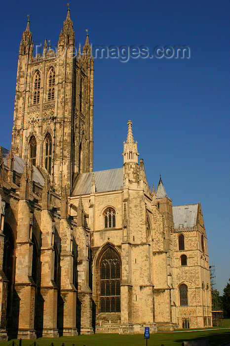 england625: Canterbury, Kent, South East England: Canterbury Cathedral, founded by St Augustine - cental tower - photo by I.Middleton - (c) Travel-Images.com - Stock Photography agency - Image Bank