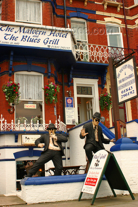 england638: Margate, Kent, South East England: Jake and Elwood, the Blues Brothers outside the Malvern hotel and blues grill - Eastern Esplanade, Cliftonville - photo by I.Middleton  - (c) Travel-Images.com - Stock Photography agency - Image Bank