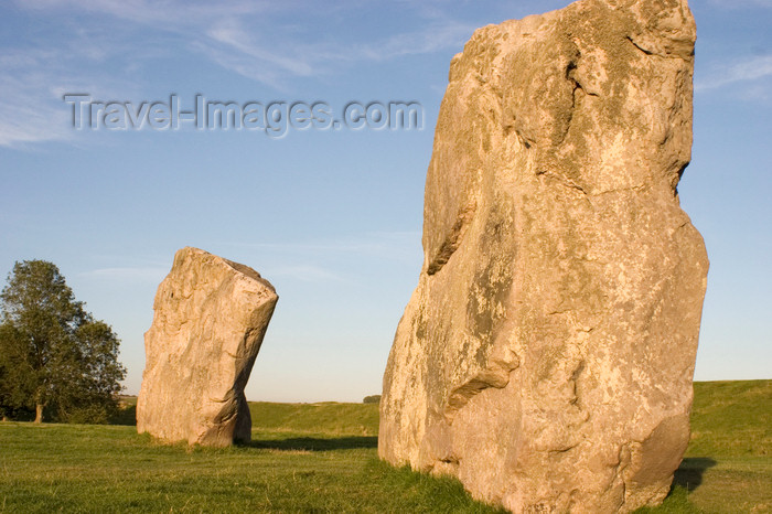 england701: Avebury, Wiltshire, South West England, UK: Avebury stone circle - sarsen standing stones - UNESCO World Heritage Site - photo by I.Middleton - (c) Travel-Images.com - Stock Photography agency - Image Bank