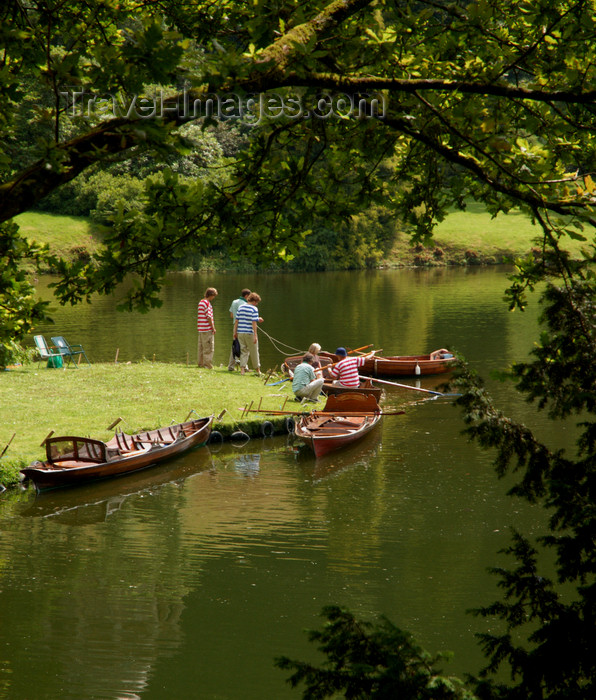england703: Stourhead, Wiltshire, South West England, UK: punts - River Stour - photo by T.Marshall - (c) Travel-Images.com - Stock Photography agency - Image Bank