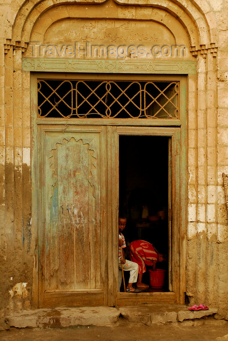 eritrea33: Eritrea - Massawa, Northern Red Sea region: Ottoman architecture - a door in the old quarter - photo by E.Petitalot - (c) Travel-Images.com - Stock Photography agency - Image Bank