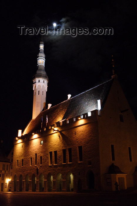 estonia165: Estonia - Tallinn - Old Town - Old Town Hall at night with moon - photo by K.Hagen - (c) Travel-Images.com - Stock Photography agency - Image Bank