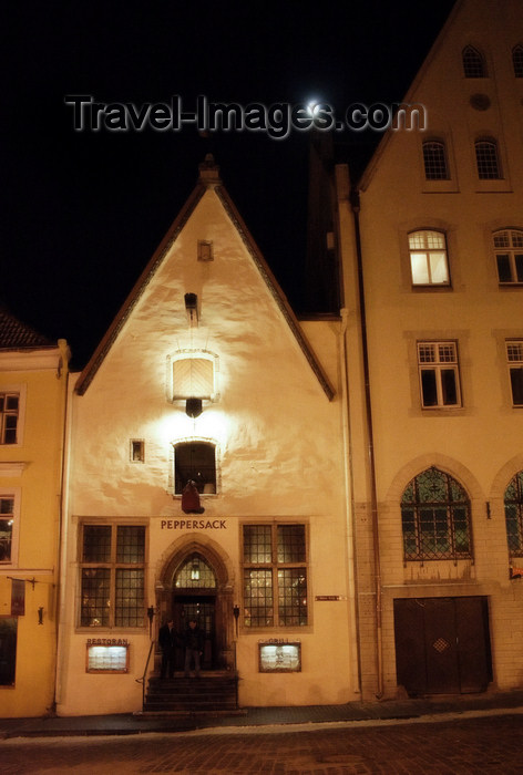 estonia168: Estonia - Tallinn - Old Town - Peppersack Restaurant - photo by K.Hagen - (c) Travel-Images.com - Stock Photography agency - Image Bank