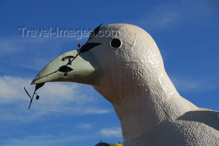 ethiopia104: Addis Ababa, Ethiopia: peace dove with olive branch - Meskal square - photo by M.Torres - (c) Travel-Images.com - Stock Photography agency - Image Bank