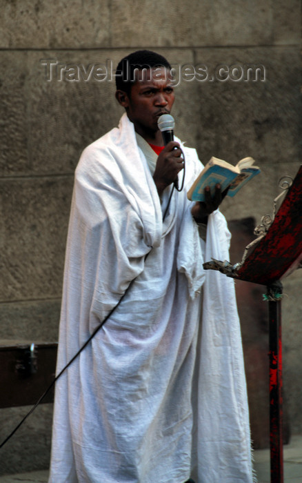 ethiopia145: Addis Ababa, Ethiopia: St Ragueal church - priest celebrates mass outside - photo by M.Torres - (c) Travel-Images.com - Stock Photography agency - Image Bank