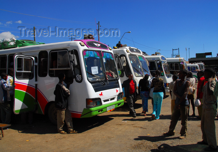 ethiopia211: Gondar, Amhara Region, Ethiopia: at the Bus station - photo by M.Torres - (c) Travel-Images.com - Stock Photography agency - Image Bank