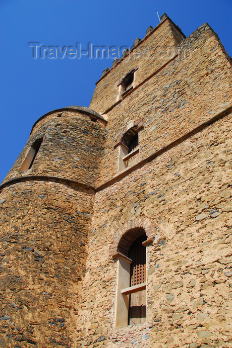 ethiopia268: Gondar, Amhara Region, Ethiopia: Royal Enclosure -  central tower of the palace of Fasiladas', son of the Catholic Emperor Susneyos - photo by M.Torres - (c) Travel-Images.com - Stock Photography agency - Image Bank