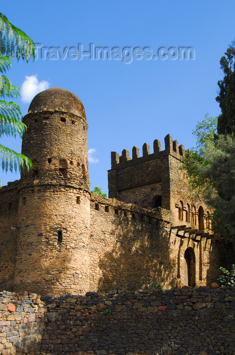 ethiopia320: Gondar, Amhara Region, Ethiopia: Royal Enclosure - walls - round tower covered with enkulal top - photo by M.Torres - (c) Travel-Images.com - Stock Photography agency - Image Bank