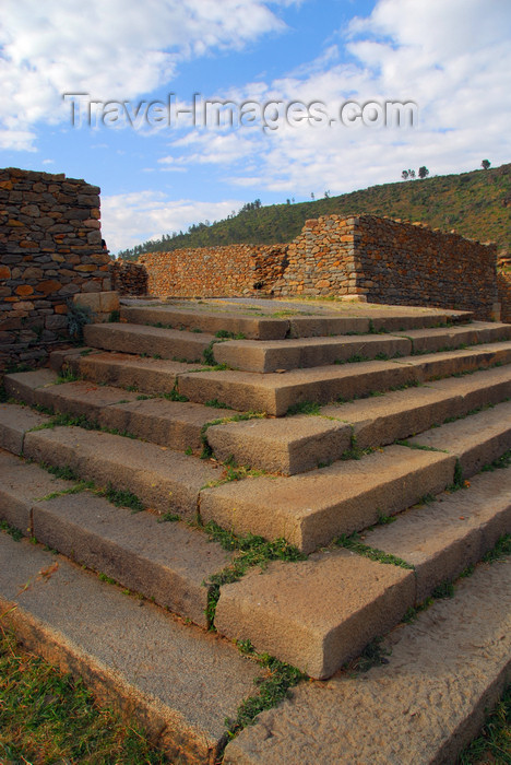 ethiopia349: Axum - Mehakelegnaw Zone, Tigray Region: Dungur / Dongour - Queen of Sheba's palace - steps - photo by M.Torres - (c) Travel-Images.com - Stock Photography agency - Image Bank