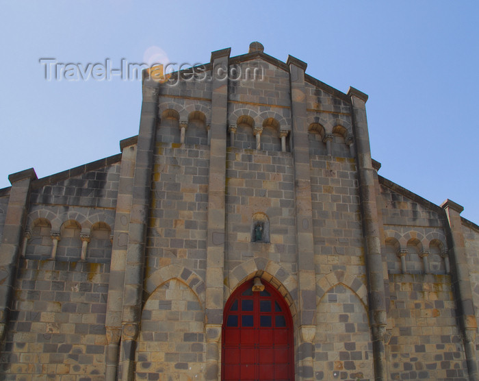 ethiopia35: Addis Ababa, Ethiopia: stone church on Gambia street - photo by M.Torres - (c) Travel-Images.com - Stock Photography agency - Image Bank