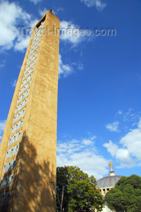 ethiopia367: Axum - Mehakelegnaw Zone, Tigray Region: Church of St Mary of Zion - bell tower and dome - photo by M.Torres - (c) Travel-Images.com - Stock Photography agency - Image Bank