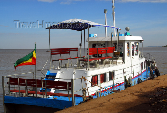 ethiopia419: Bahir Dar, Amhara, Ethiopia: ferry to Dek island - photo by M.Torres - (c) Travel-Images.com - Stock Photography agency - Image Bank