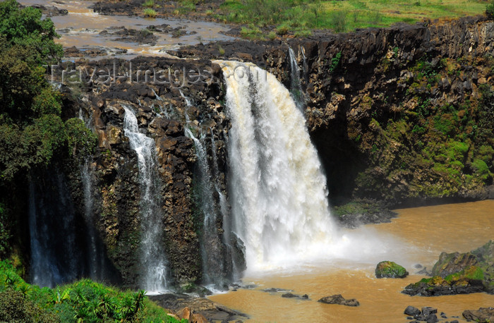 ethiopia438: Blue Nile Falls - Tis Issat, Amhara, Ethiopia: 30 kilometers downstream from Lake Tana and Bahar Dar - photo by M.Torres - (c) Travel-Images.com - Stock Photography agency - Image Bank