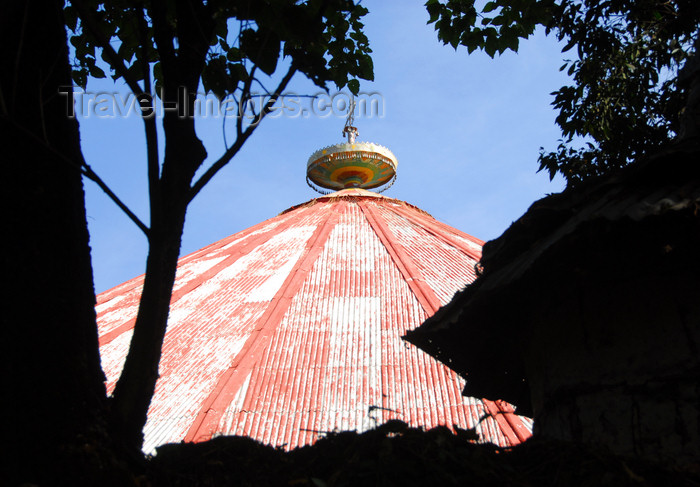 ethiopia490: Lake Tana, Amhara, Ethiopia: Kebran Gabriel Monastery - roof - photo by M.Torres  - (c) Travel-Images.com - Stock Photography agency - Image Bank