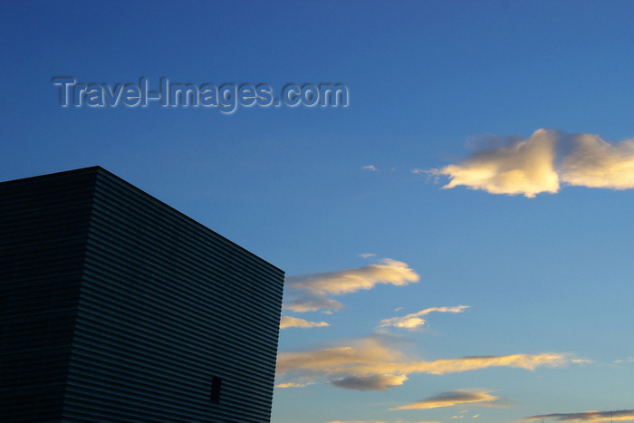 eusk53: Donostia-San Sebastián, Gipuzkoa province, Euskadi: Kursaal Congress Palace and Auditorium - sky - home of the San Sebastian International Film Festival - Zurriola Hiribidea - photo by J.Zurutuza - (c) Travel-Images.com - Stock Photography agency - Image Bank