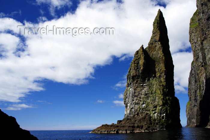 faeroe106: Vestmanna bird cliffs, Streymoy island, Faroes: sea stack - basalt needle - photo by A.Ferrari - (c) Travel-Images.com - Stock Photography agency - Image Bank