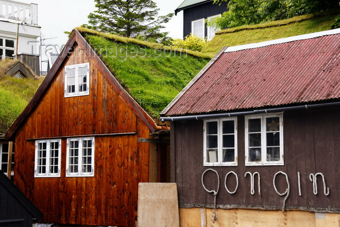 faeroe130: Tórshavn, Streymoy island, Faroes: Faroese houses - Gongin - the old shopping street - Tinganes - photo by A.Ferrari - (c) Travel-Images.com - Stock Photography agency - Image Bank