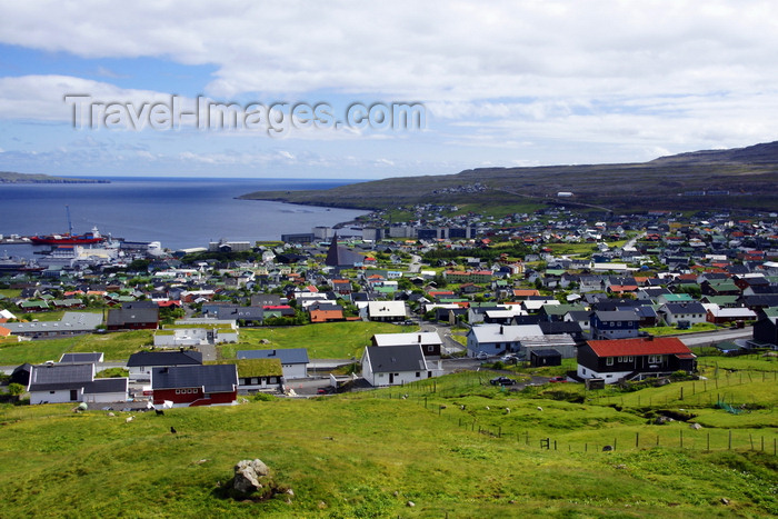 faeroe135: Tórshavn, Streymoy island, Faroes: view over Tórshavn - the city gets its name from Thor, the god of thunder in Norse mythology - photo by A.Ferrari - (c) Travel-Images.com - Stock Photography agency - Image Bank