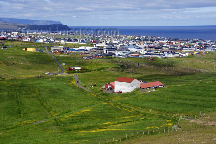 faeroe137: Tórshavn, Streymoy island, Faroes: view over Tórshavn - founded in the 9th century by Viking settlers - photo by A.Ferrari - (c) Travel-Images.com - Stock Photography agency - Image Bank