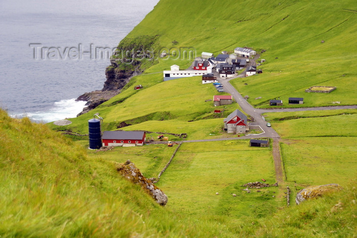faeroe167: Trøllanes, Kalsoy island, Norðoyar, Faroes: farm and the village - municipality of Klaksvíkar - photo by A.Ferrari - (c) Travel-Images.com - Stock Photography agency - Image Bank