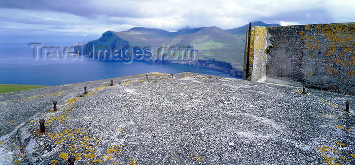 faeroe6: Streymoy island, Faroes / Faeroe islands: British WWII bunker and the coast - photo by W.Allgower - (c) Travel-Images.com - Stock Photography agency - Image Bank