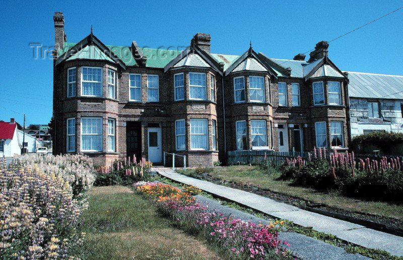 falkland13: Falkland islands / Islas Malvinas - Stanley / PSY (East Falkland): brick houses - photo by Rod Eime - (c) Travel-Images.com - Stock Photography agency - Image Bank