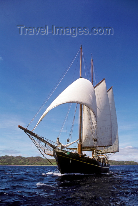 fiji12: Yasawa Islands, Fiji: the double masted schooner La Violante at sail - built in Holland in 1922 for a French Count - photo by C.Lovell - (c) Travel-Images.com - Stock Photography agency - Image Bank