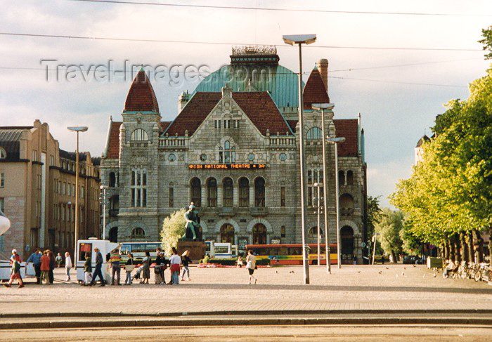 fin10: Finland / Suomi - Helsinki: National theatre (photo by Miguel Torres) - (c) Travel-Images.com - Stock Photography agency - Image Bank