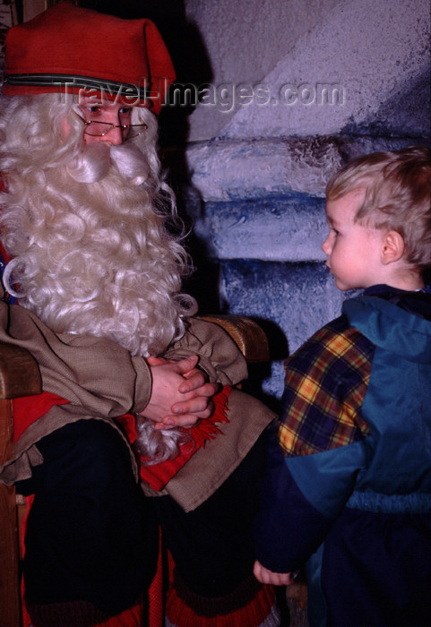 fin116: Finland - Lapland - Rovaniemi - Santa Claus receives the children - Arctic images by F.Rigaud - (c) Travel-Images.com - Stock Photography agency - Image Bank