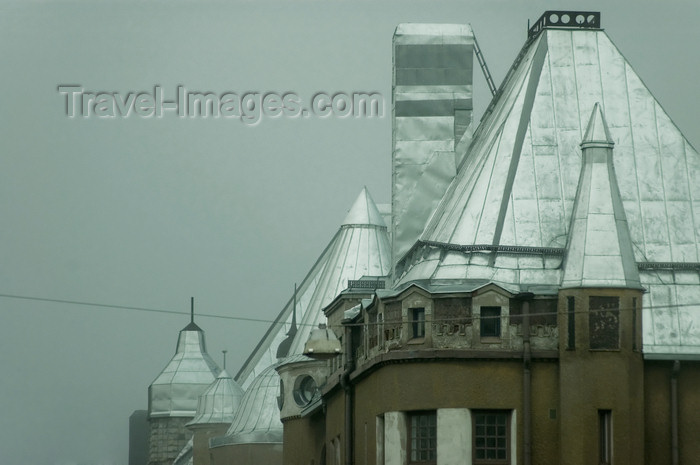 fin133: Finland - Helsinki, Punavuori area, buildings in the mist - metal roofs - photo by Juha Sompinmäki - (c) Travel-Images.com - Stock Photography agency - Image Bank