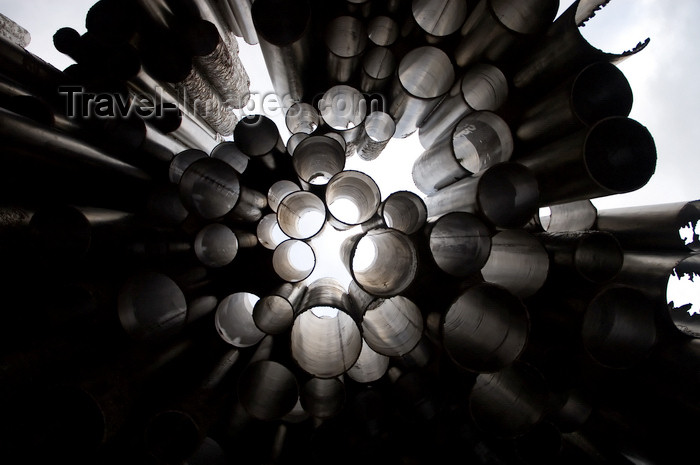 fin139: Finland - Helsinki, Sibelius monument, detail - photo by Juha Sompinmäki - (c) Travel-Images.com - Stock Photography agency - Image Bank