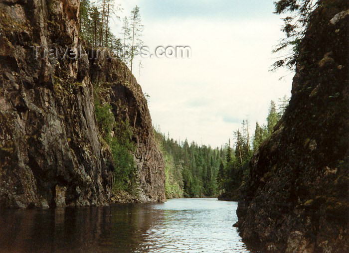 fin16: Finland - Julma Olkky canyon (photo by Miguel Torres) - (c) Travel-Images.com - Stock Photography agency - Image Bank