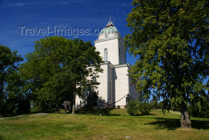 fin165: Helsinki, Finland: Church at Suomenlinna sea fortress - UNESCO World Heritage Site - photo by A.Ferrari - (c) Travel-Images.com - Stock Photography agency - Image Bank