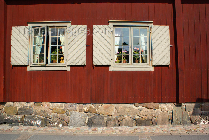 fin171: Turku, Western Finland province - Finland Proper region / Varsinais-Suomi - Finland: windows of the old pharmacy - typical Scandinavian houses along the Aura river - photo by A.Ferrari - (c) Travel-Images.com - Stock Photography agency - Image Bank